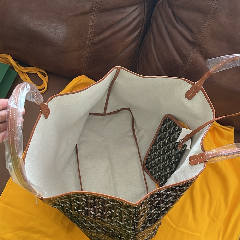 Authentic Goyard st Louis in Gm size - Picture 4 of 12